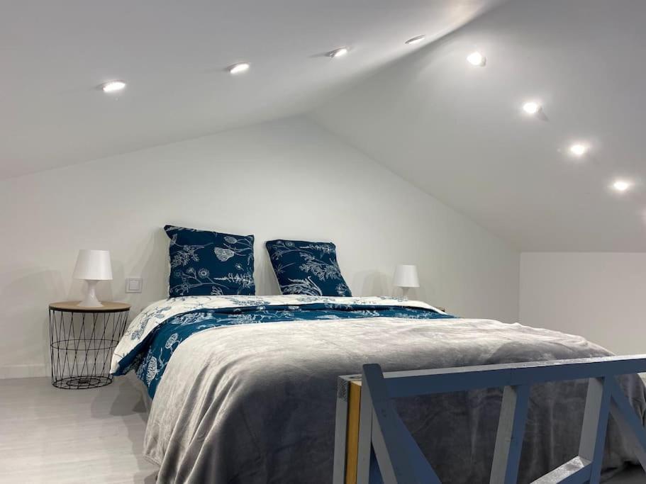 Logement Avec Mezzanine Tremblay-en-France Exteriör bild